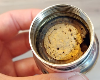 ビクトリア朝のスターリングシルバー製トップカットガラス香水瓶：1890