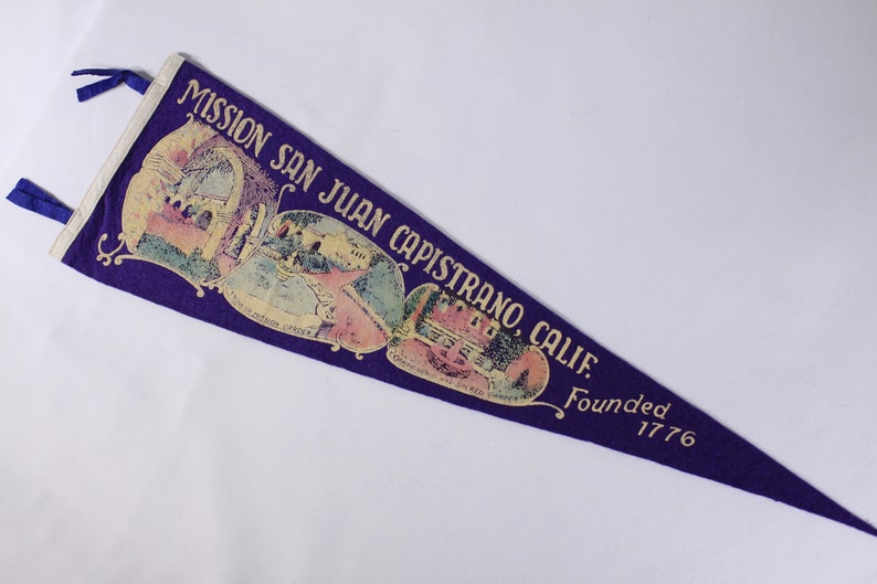 Vintage 27 Mission San Juan Capistrano California tourist souvenir pennant, dorm room decor flag image 5