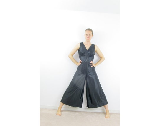 1960s Black jumpsuit with palazzo wide trouser le… - image 2