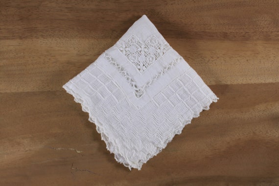 Vintage soft cotton handkerchief, drawn thread / … - image 2