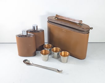 Vintage Travelling Bar Set: 2 Leather-Bound Bottles, 4 Shot Glasses, Spoon
