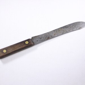 Antique Carbon steel butchers knife, full tang wood handled chefs blade, Vintage wood handle chefs knife image 6