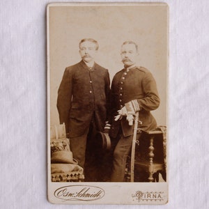 Antique CDV twin brothers, 1893 german photo Osw. Schmidt in Pirna, vintage carte de visite studio portrait photo
