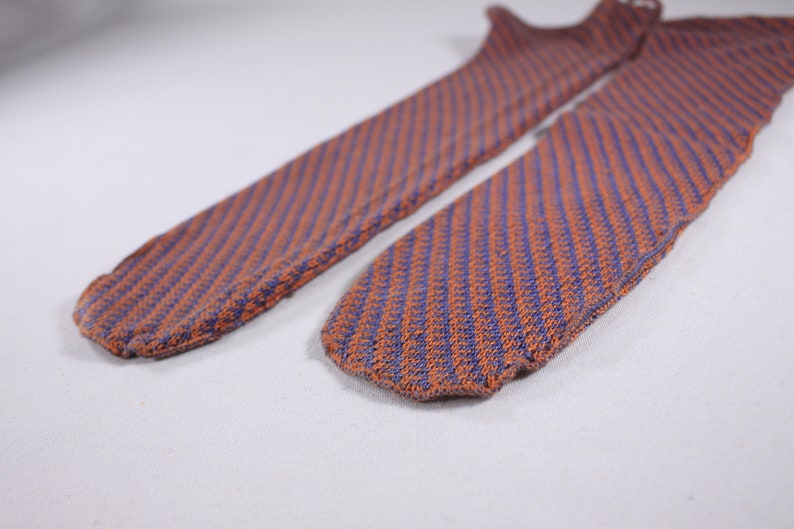 1939 New York Worlds Fair socks, Atomic Era Art Deco pair of socks in orange and blue image 3