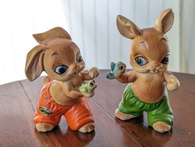 CHOOSE Vintage Josef Originals bunny figurine, bunny hutch series brown rabbit figurine, peter rabbit nursery decor image 2