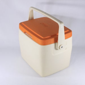 Vintage Coleman Lil Oscar cooler, model 5272 white with orange lid / cup holder, Made in Canada May 1985 image 5