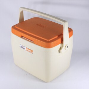 Vintage Coleman Lil Oscar cooler, model 5272 white with orange lid / cup holder, Made in Canada May 1985 image 2