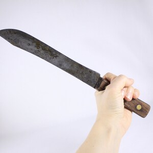 Antique Carbon steel butchers knife, full tang wood handled chefs blade, Vintage wood handle chefs knife image 3