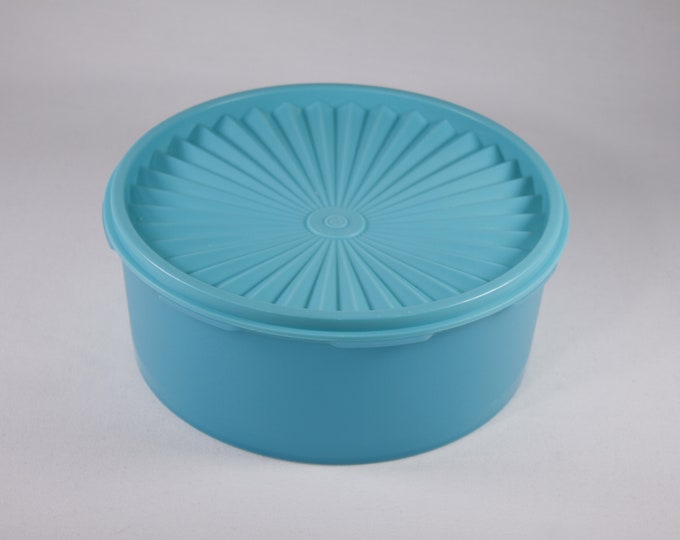 Vintage Turquoise Tupperware Container 120430, USA Teal Blue Servalier