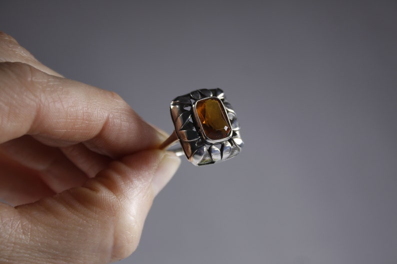 Vintage sterling silver orange boho cocktail ring, warm honey statement ring, leaf edges image 9