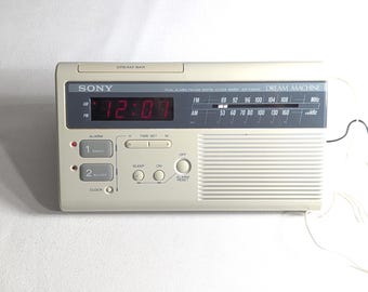 Vintage Sony Dream Machine AM/FM Radio Digital Alarm Clock Model