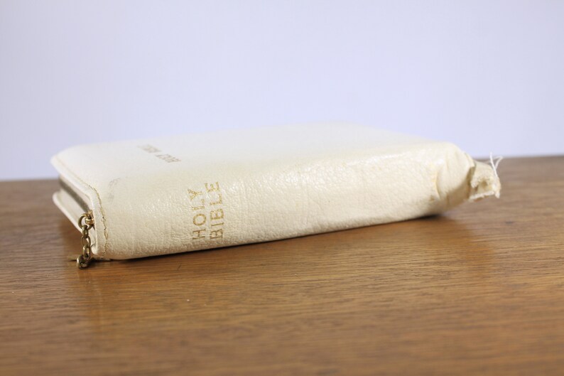 Vintage gilt-cut Bible in white protective cover, self-pronouncing edition king james bible Old and New Testament image 6