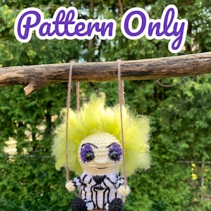 The Ghost with the Most on a Swing Pattern