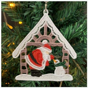 FSL サンタハウス、ウィンターワンダーランド - フリースタンディングレースマシン刺繍デザイン 即時ダウンロード 4x4フープ SCA0234-010