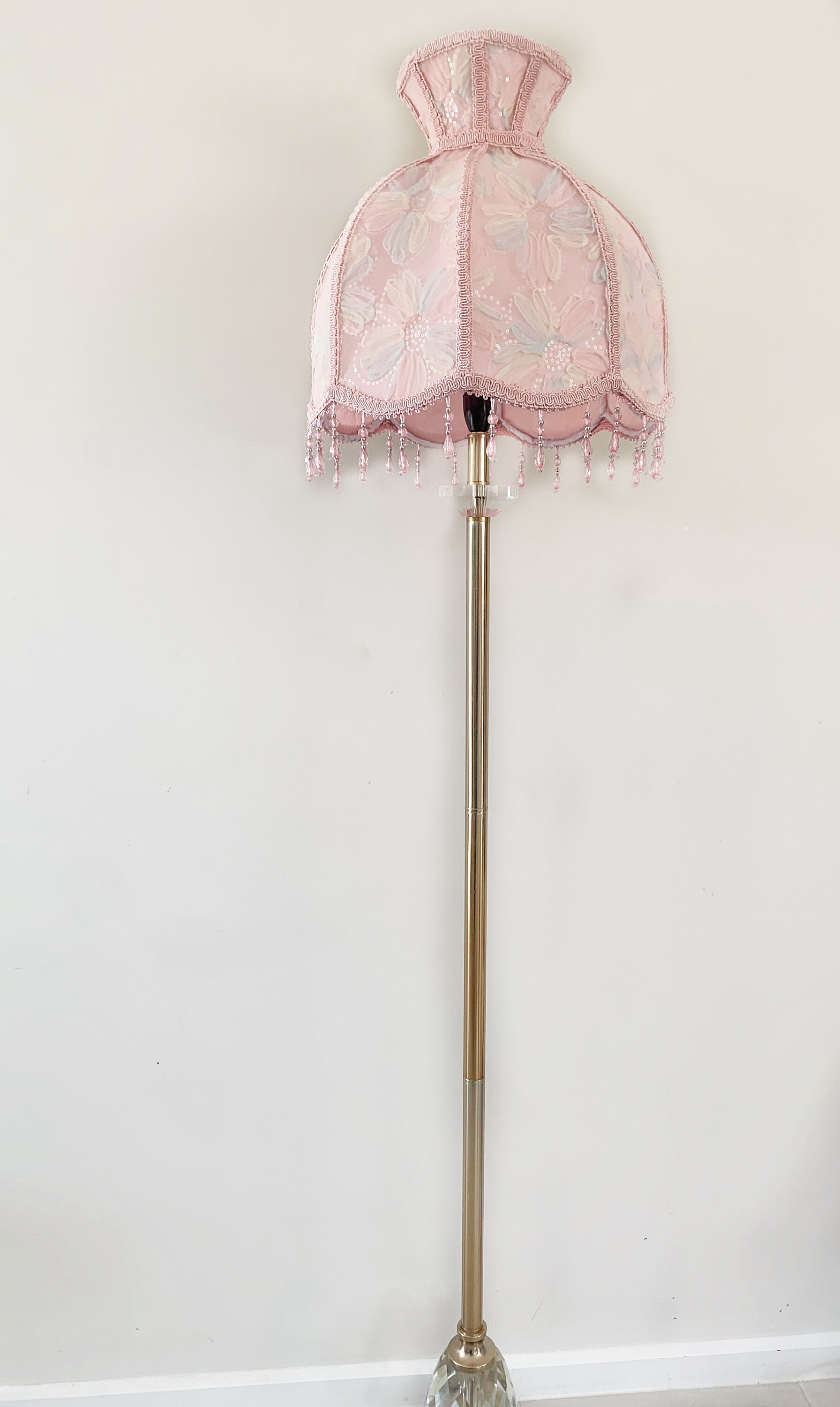 Pink 2024 tassle lamp
