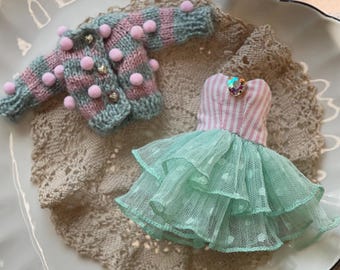 Blythe dockkläder, rosa blythe kostym, blythe dockklänning och tröja, blythe anpassad dockdräkt, dockkläder, OB 22/24
