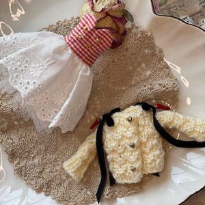 Blythe-poppenkleding, rood blythe-kostuum, blythe-popjurk en -trui, blythe aangepaste poppenoutfitjurk, kledingaccessoires voor poppen, OB 22/24
