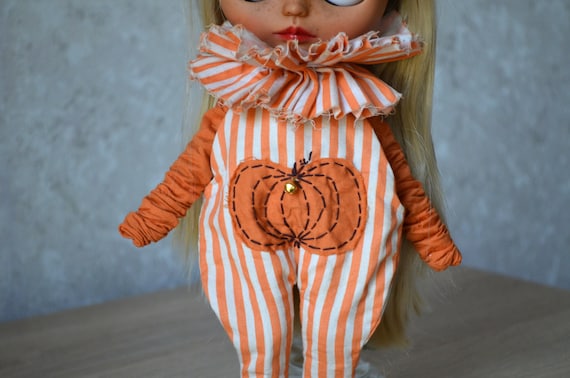 Pullip clothes, Blythe doll clothes, Blythe outfit, Blythe doll jumpsuit with pumpkin, Outfit for Blythe doll, blythe overall
