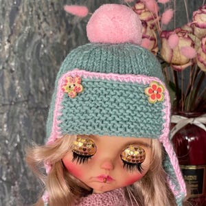 Blythe clothes,  Hat for Blythe, ooak blythe doll  hat, blythe outfit, blythe winter hat, Licca clothes, Qbaby  doll hat