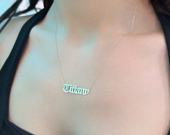 Collar personalizado con nombre en inglés antiguo: plata de ley 925, chapado en oro de 14 quilates