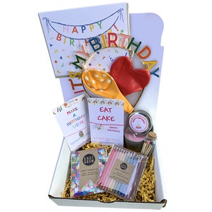 Happy Birthday Box for Friend, Personalized Birthday in a Box, Best Friend Birthday Box for Her, Birthday Treat Box, Birthday Box Surprise