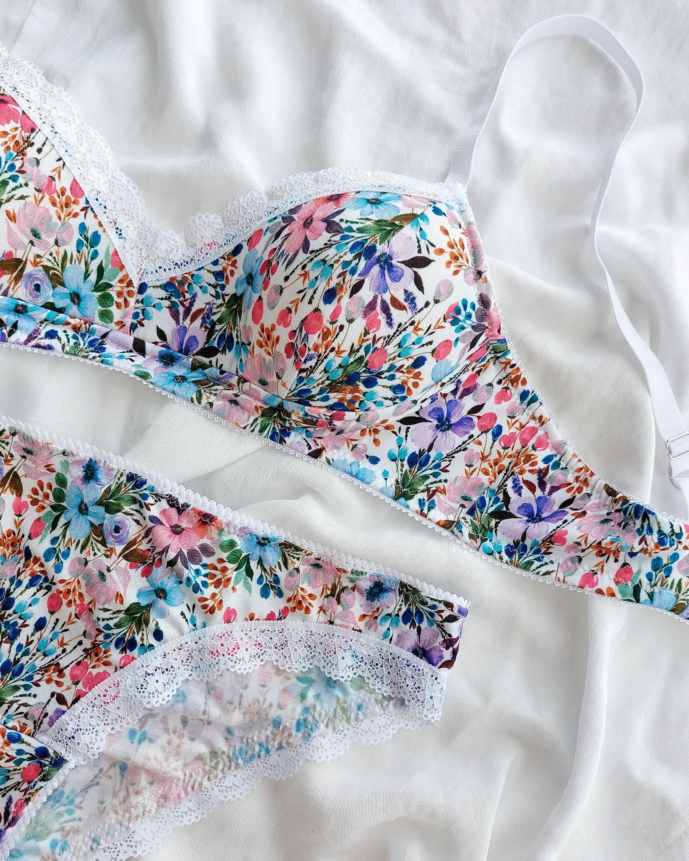 February Bra: Make Bra Free Bralette & String Set Pattern - My Little  Sewing Dreams