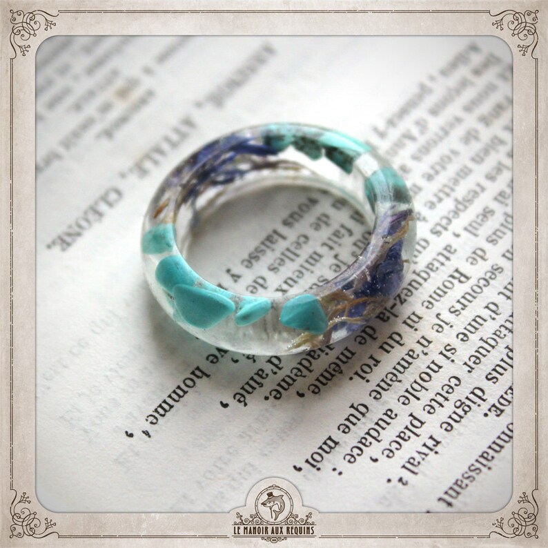 TERRARIUM botanical ring resin flowers petals blue violet dried stones turquoise plants pressed botanical Lavender Moss BGRE022
