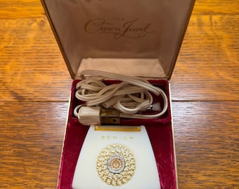 Vintage Schick Crown Jewel Ladies Razor - Model 100 - It Works! - (Late 1950s to Early 1960s)