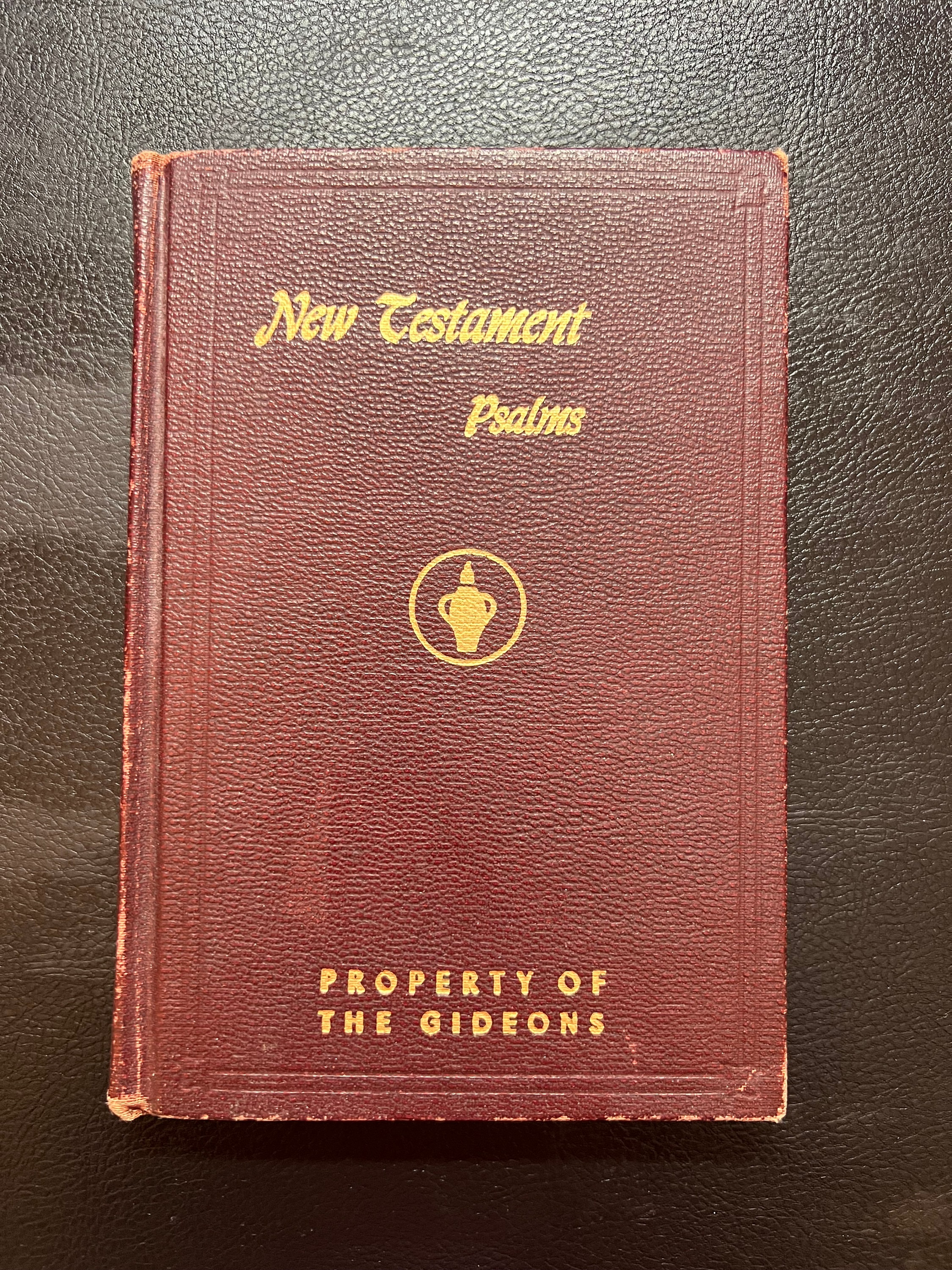 New Testament and Psalms by the Gideons (copyright 1959) - Etsy, image size:2250x3000