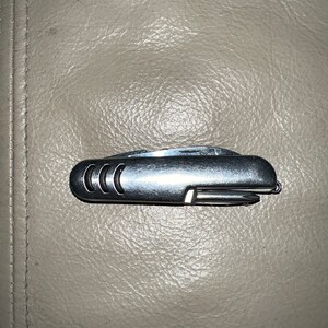 Swiss Army Style Knife (Made in China)
