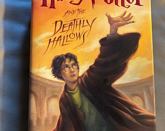 Harry Potter and the Deathly Hallows by JK Rowlings - First