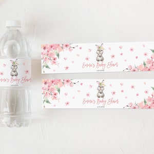 Bearbeitbares Kaninchen Babyparty Wasserflaschenetikett Kaninchen Party Flaschenetikett Frühlingsfestbevorzugung Mädchen Rosa Blumen bedruckbares Osteretikett Eaba3