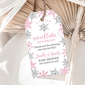 Étiquette de cadeau de naissance flocon de neige Étiquette de remerciement pour fête d'hiver au pays des merveilles Étiquette cadeau flocon de neige en téléchargement imprimable modifiable en argent rose Bab173