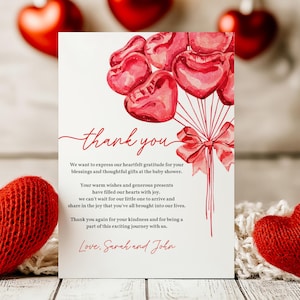 Carte de remerciement modifiable pour la Saint-Valentin pour baby shower, petite fille à imprimer, petite chérie, note de remerciement pour baby shower, coeurs roses rouges, ballons VababI7