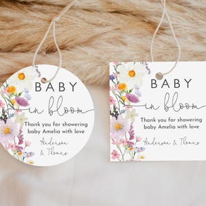 Szablon etykiety na podziękowania dla Baby in Bloom Etykieta na baby shower z dzikimi kwiatami Etykieta na upominek w stylu boho z kwiatowym wzorem Edytowalna etykieta na upominek wiosenny Bab244