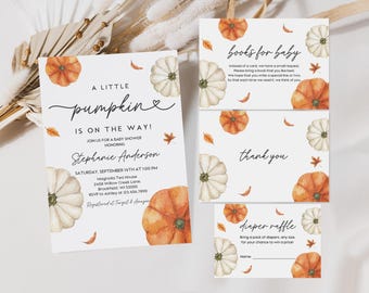 Może przedstawiać: Zestaw zaproszeń i wkładek na baby shower w jesiennym motywie. Zaproszenie zawiera tekst "A Little Pumpkin is on the Way!" z akwarelowymi dyniami i liśćmi. Wkładki obejmują karty "Books for Baby", "Thank You" i "Diaper Raffle".