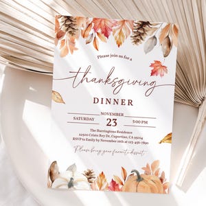 Thanksgiving-Einladung Vorlage bearbeitbar Friendsgiving Dinner einladen Druckbare Herbst-Dinner einladen Herbstlaub Urlaub Abendessen Tha7