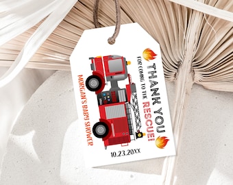 Puede incluir: Etiqueta de agradecimiento roja y gris con un camión de bomberos y el texto "¡Gracias por venir al rescate!" y "Baby Shower de Morgan 10.23.20XX".