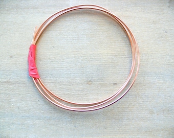 2.5mm round copper wire - 14 AWG raw bare uncoated copper wire for wire wrap jewellery making and craft supplies, 1 metre on coil