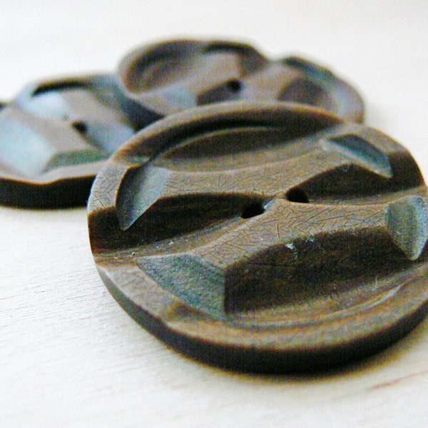 Set of 4 Extra Large Vintage Buttons from the 1980s - Reproduction Art Deco Buttons - Wood Effect Old Buttons - Geometric Resin Coat Buttons