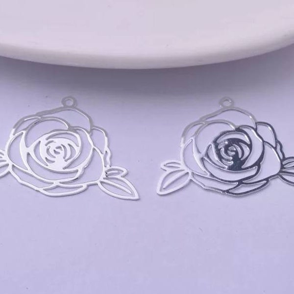 2 estampes fleur rose, divers coloris, 22x30 mm