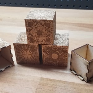 Hellraiser Horror Movie inspired Ring box (also perfect for holding 7pc dice sets) 2 inch cube style boxes