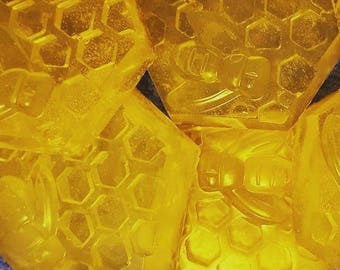 Honey soap, softens the skin fresh honey, California honey locally sourced, for clean hands, body, handcrafted, soft scent of honey