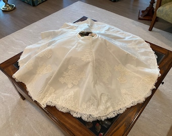 christmas tree skirt made from wedding dress How To