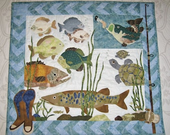 Hand applizierte und gesteppte Wandbehang, Wandkunst, Hand appliziert, Fisch, fischig fischig, groß, Kinderzimmer Cottage Dekor Innenwandgestaltung
