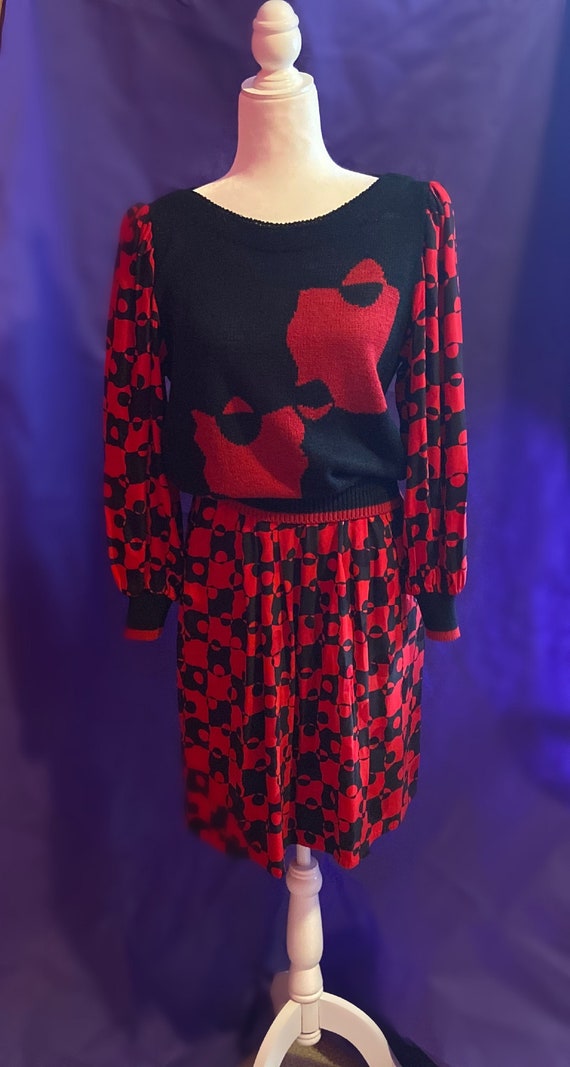 Vintage 80s Does Mod Silk Skirt & Sweater Set - image 1