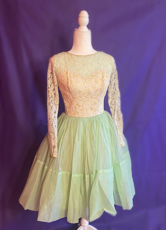 Vintage 50s Spring Green Organza and Lace Cocktail