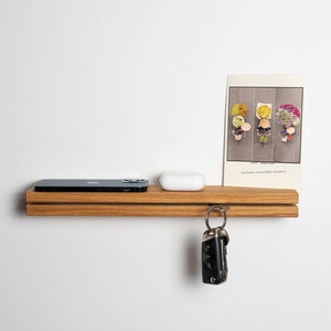 Handmade key board made of solid wood//key hook//Various variants//gifts for men//gifts for women// key holder