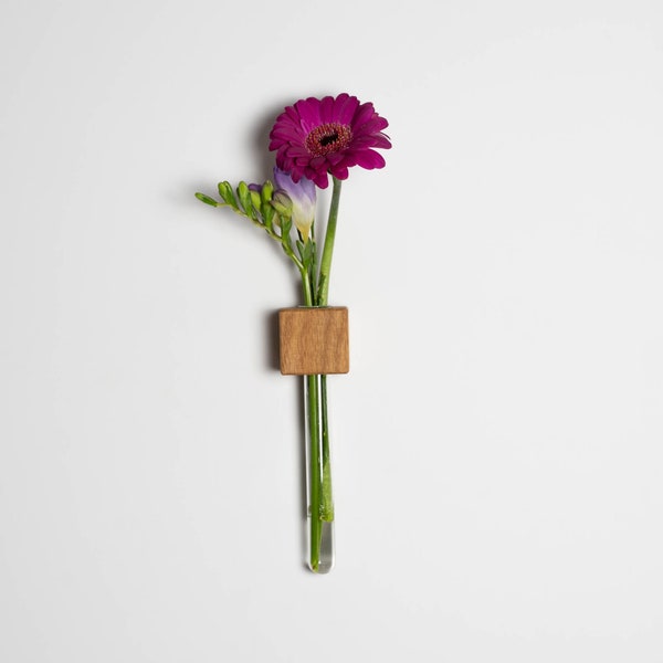 Magnetic wooden flower vase | also for dried flowers or grasses