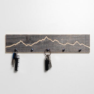 Key rack reclaimed wood mountain contour I handmade in Bavaria
